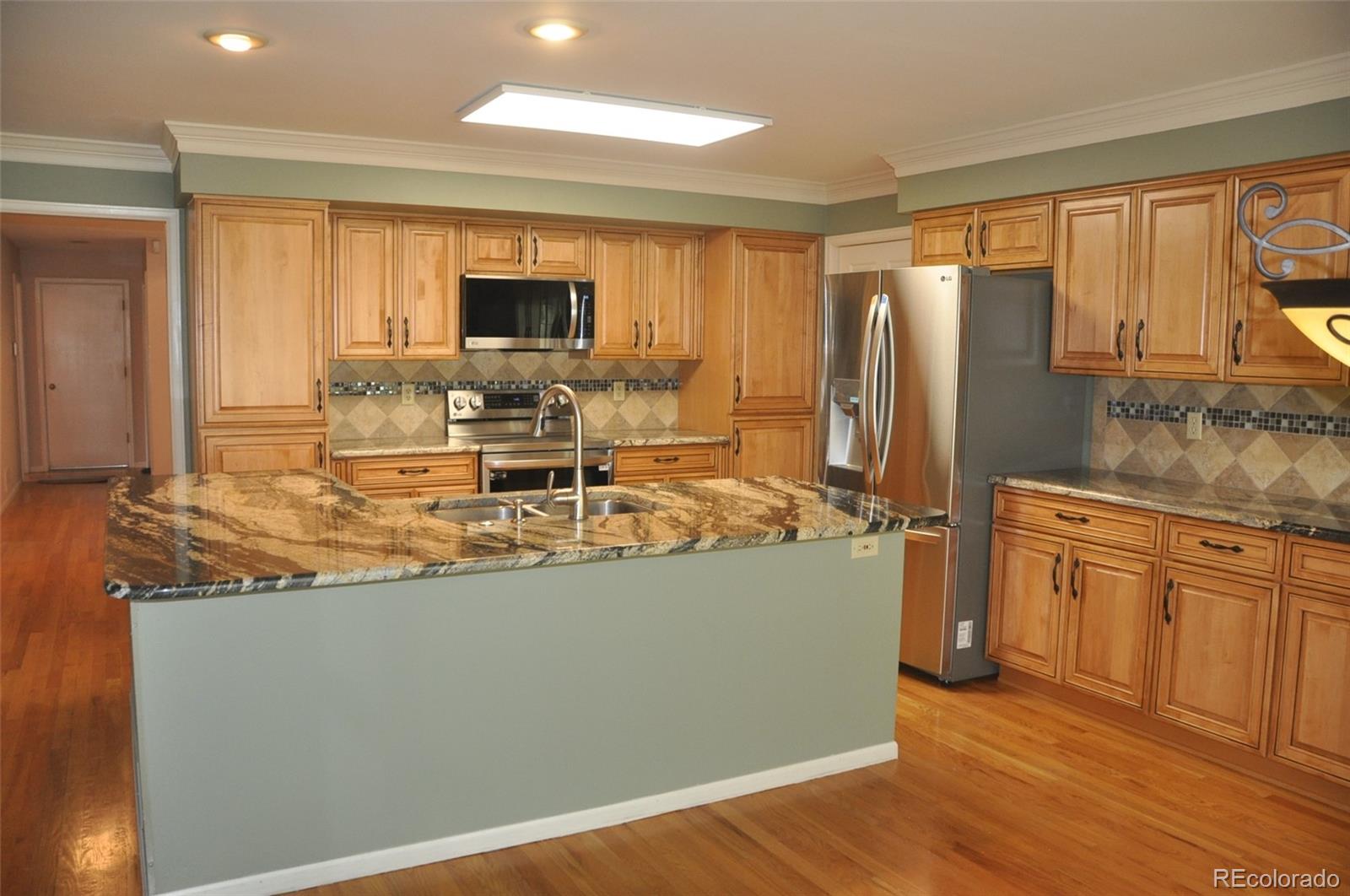 9058 Mountain Laurel Way