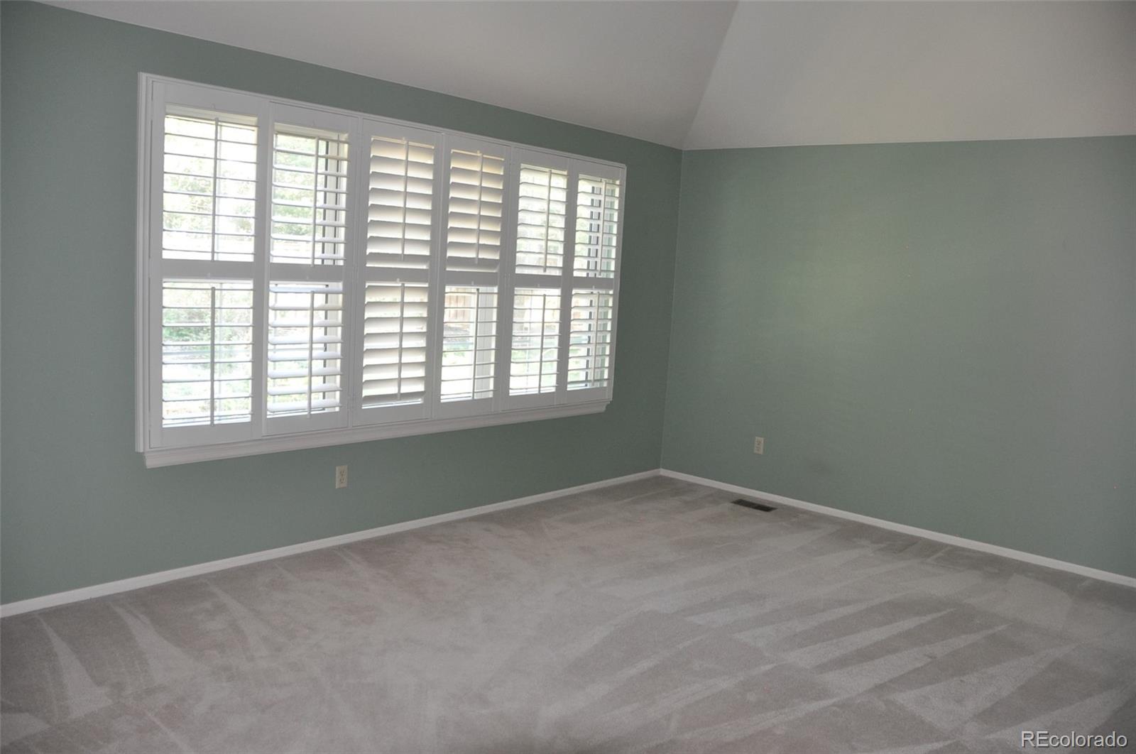 9058 Mountain Laurel Way