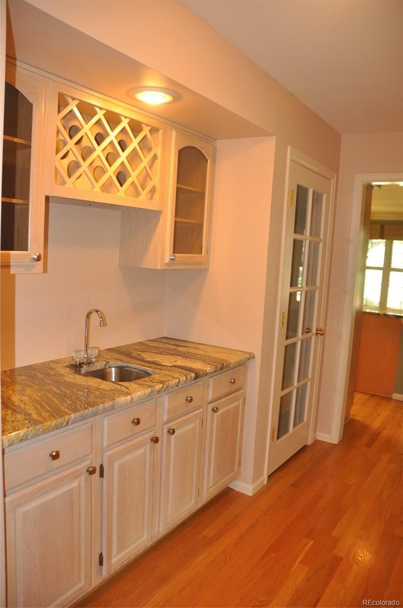 9058 Mountain Laurel Way