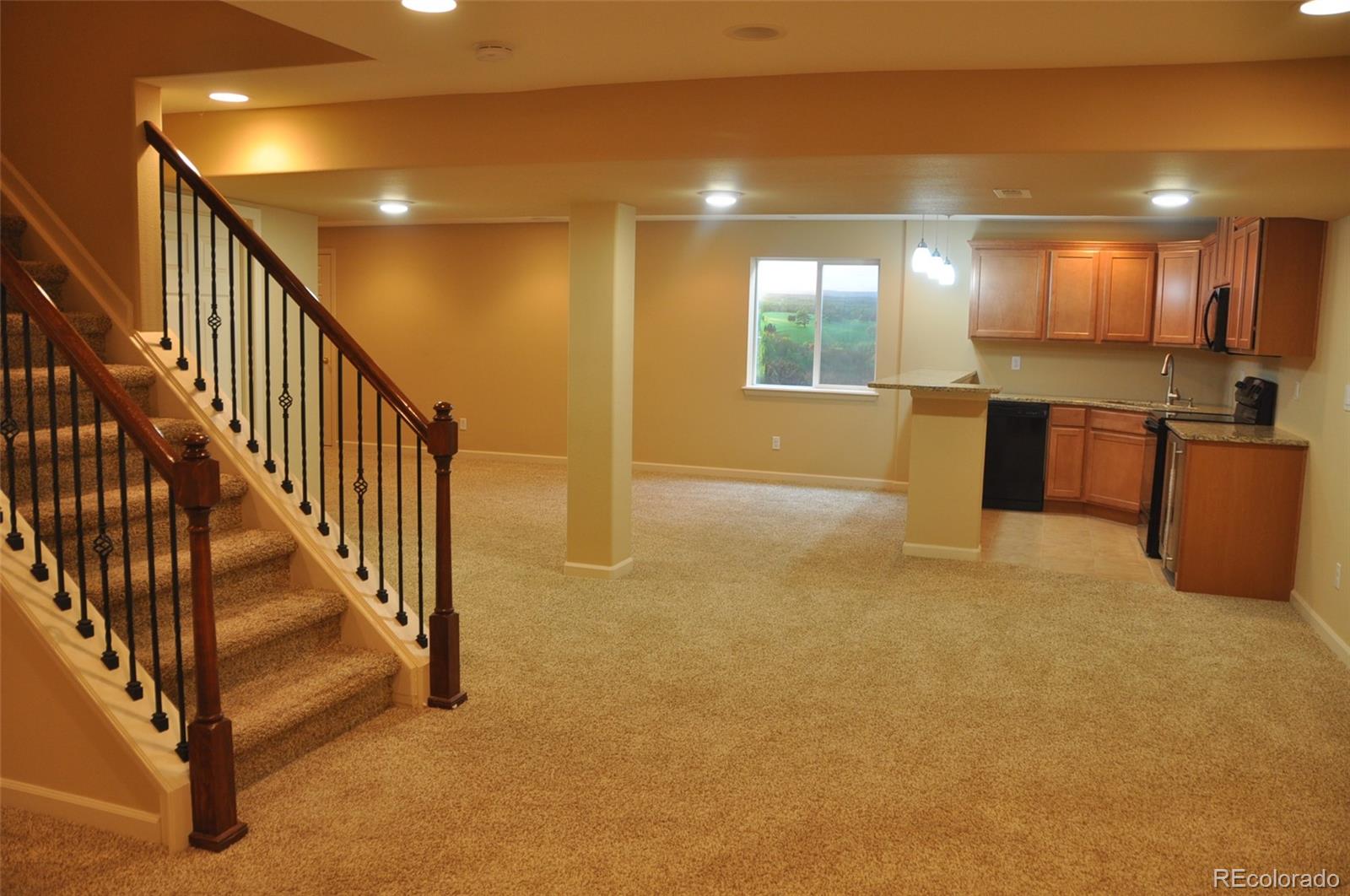 9058 Mountain Laurel Way