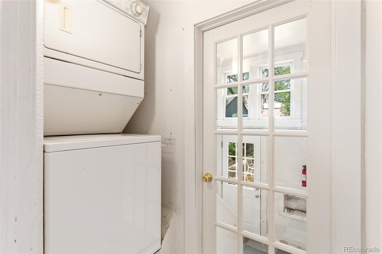 260 S Lafayete Street