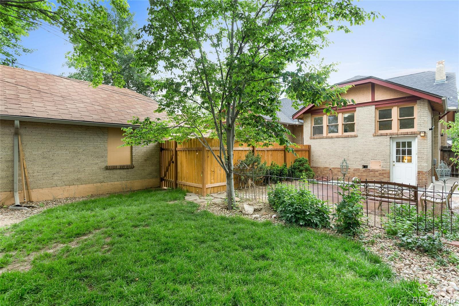 260 S Lafayete Street