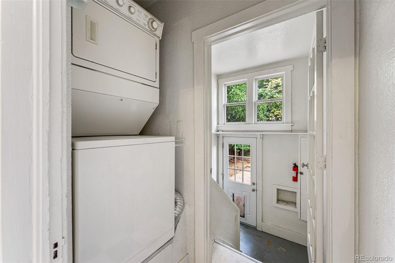 260 S Lafayete Street