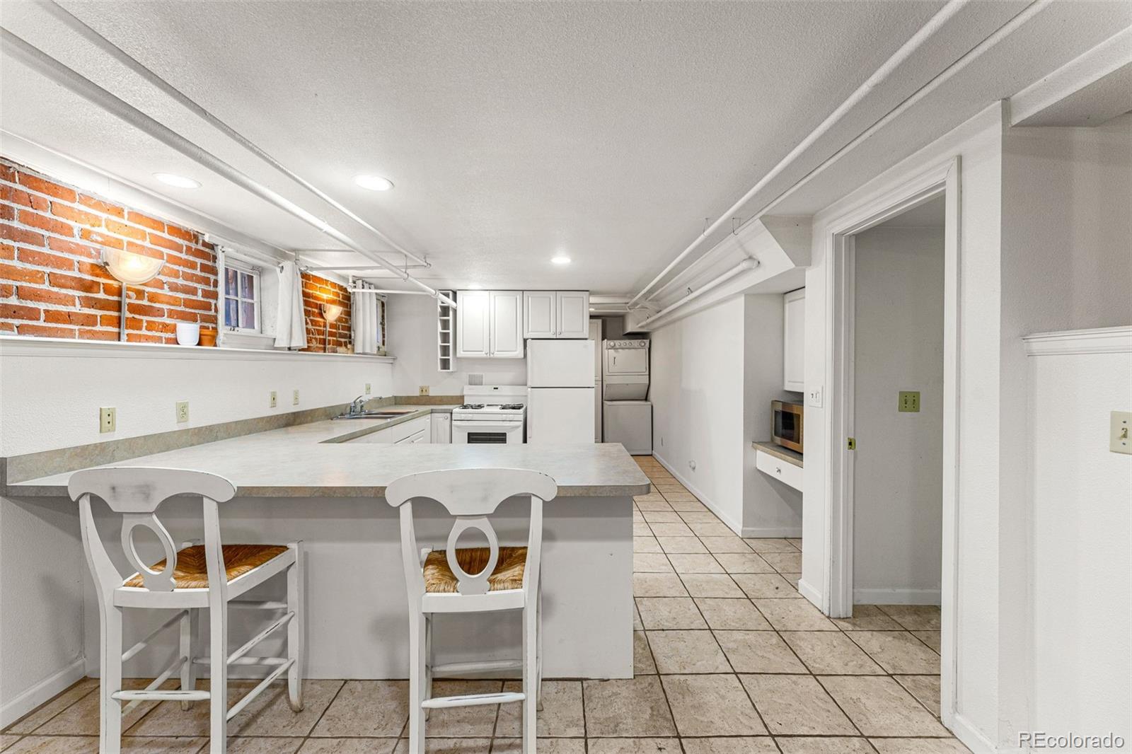 260 S Lafayete Street