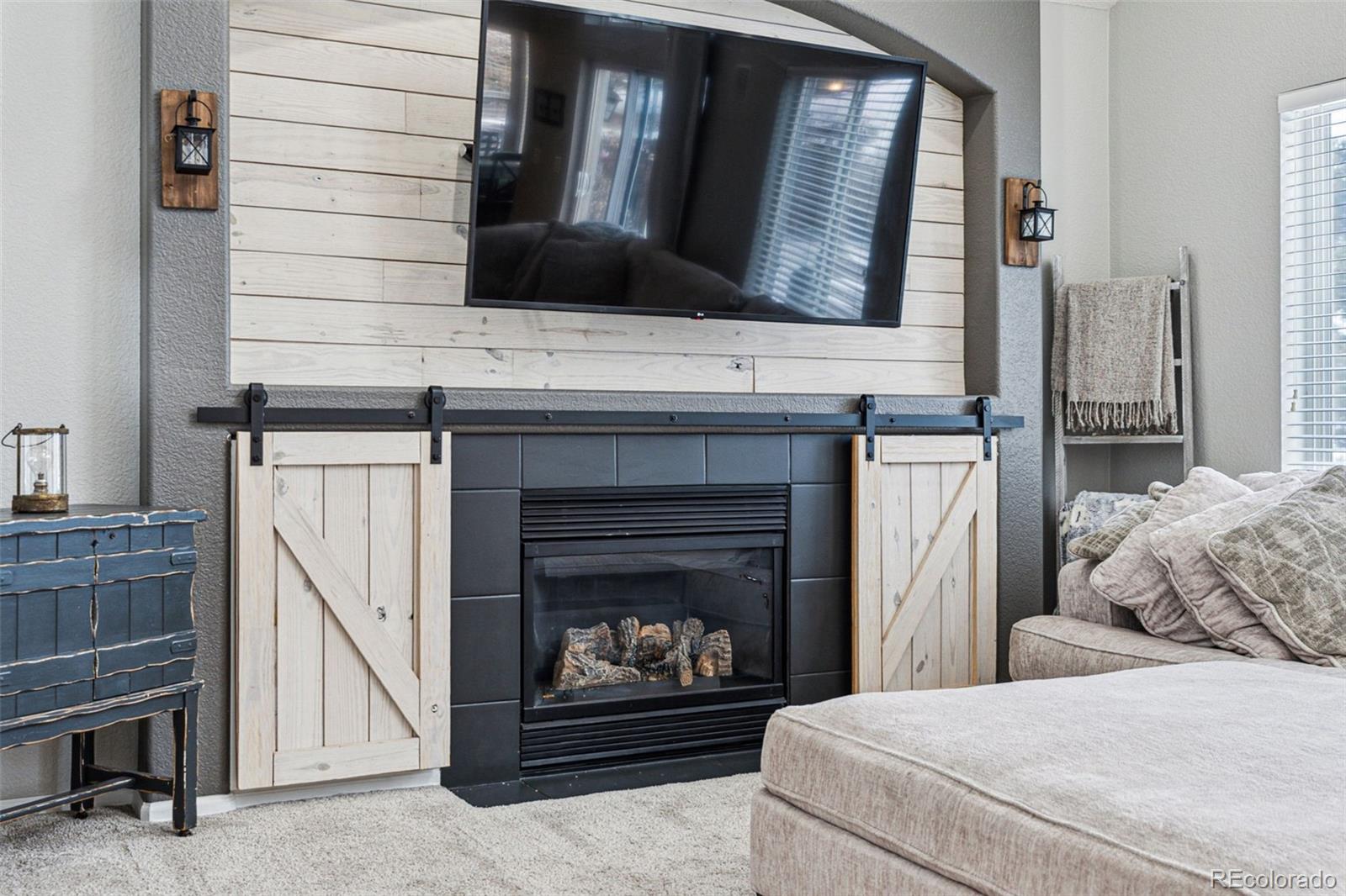 15967 Butterwort Circle