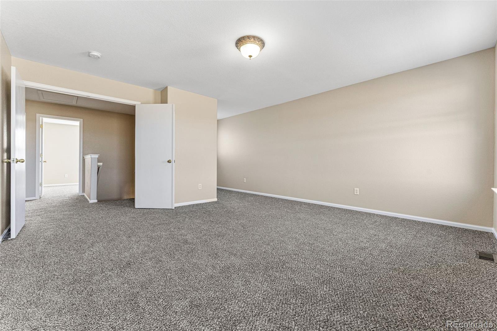 7940 S Kittredge Way