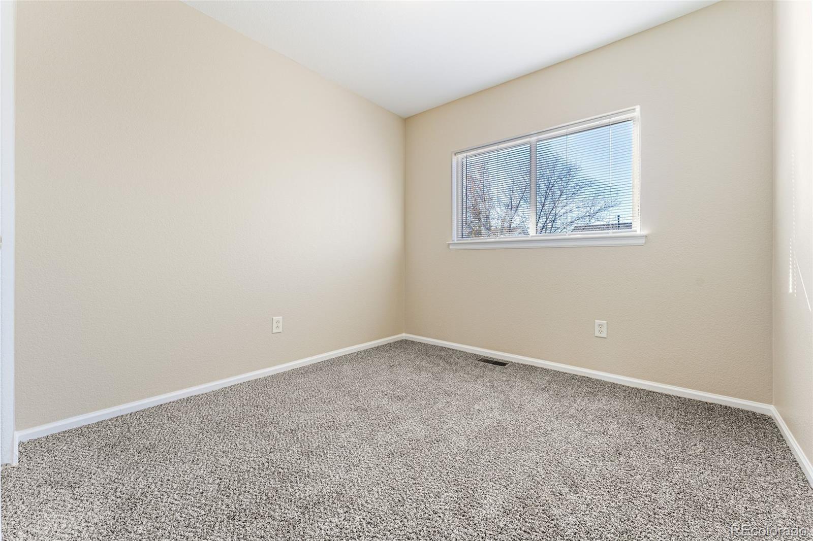 7940 S Kittredge Way