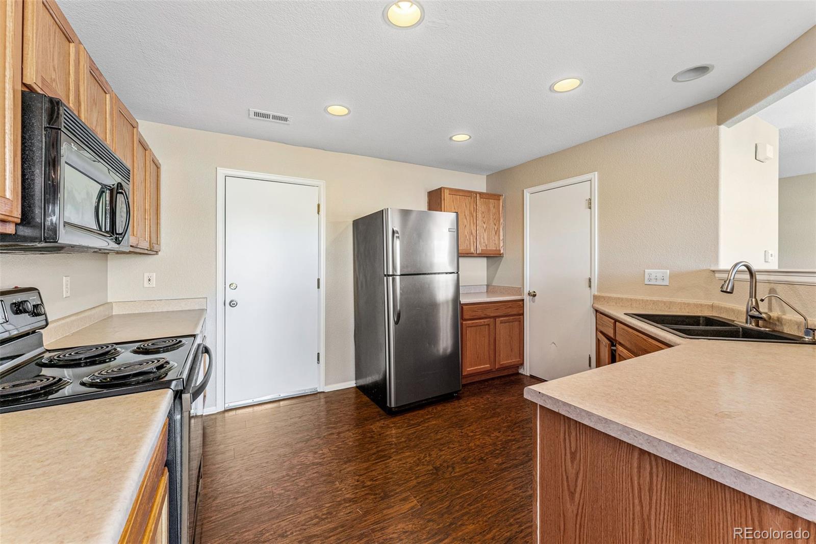 7940 S Kittredge Way