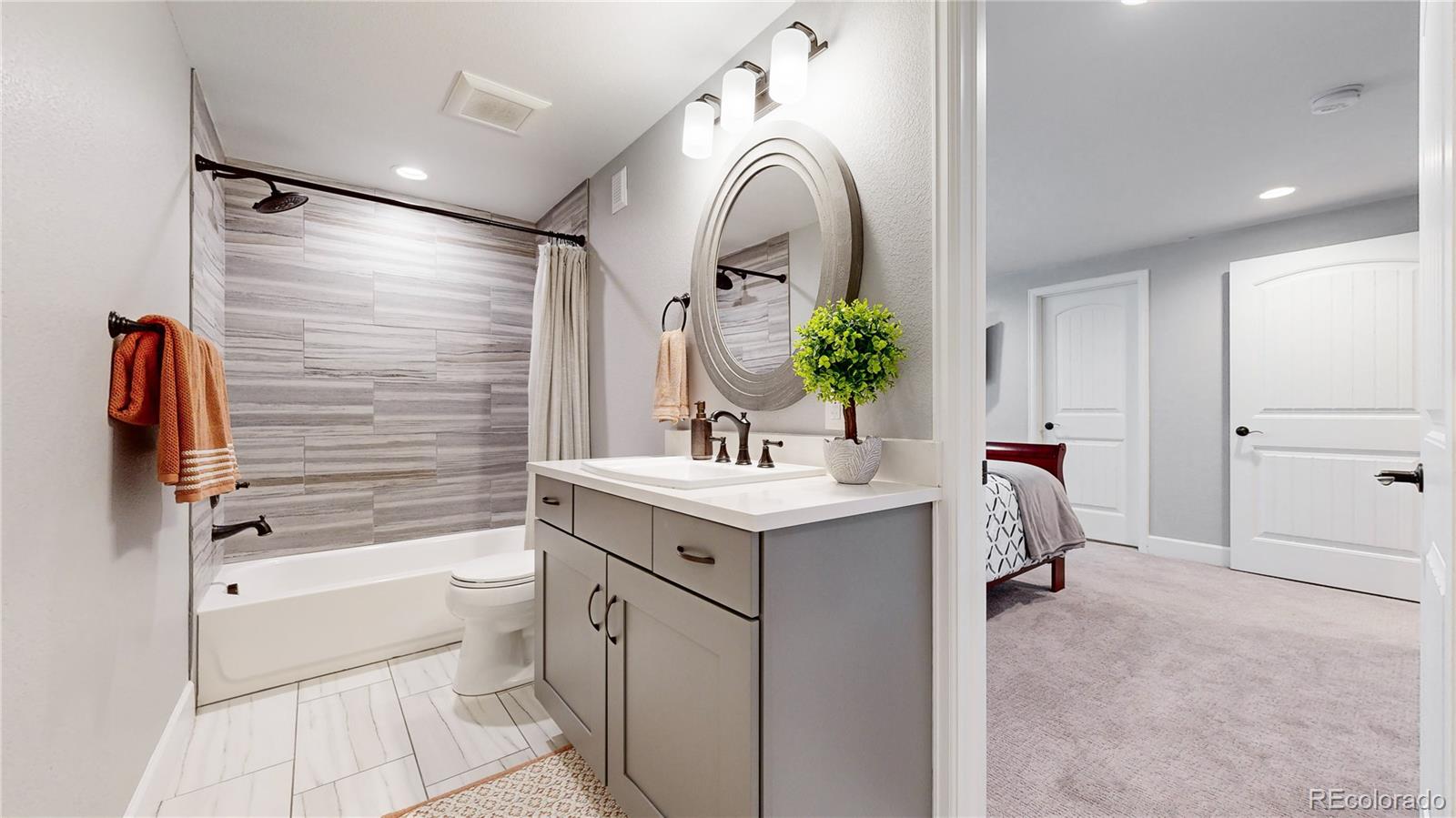 15837 Josephine Circle W