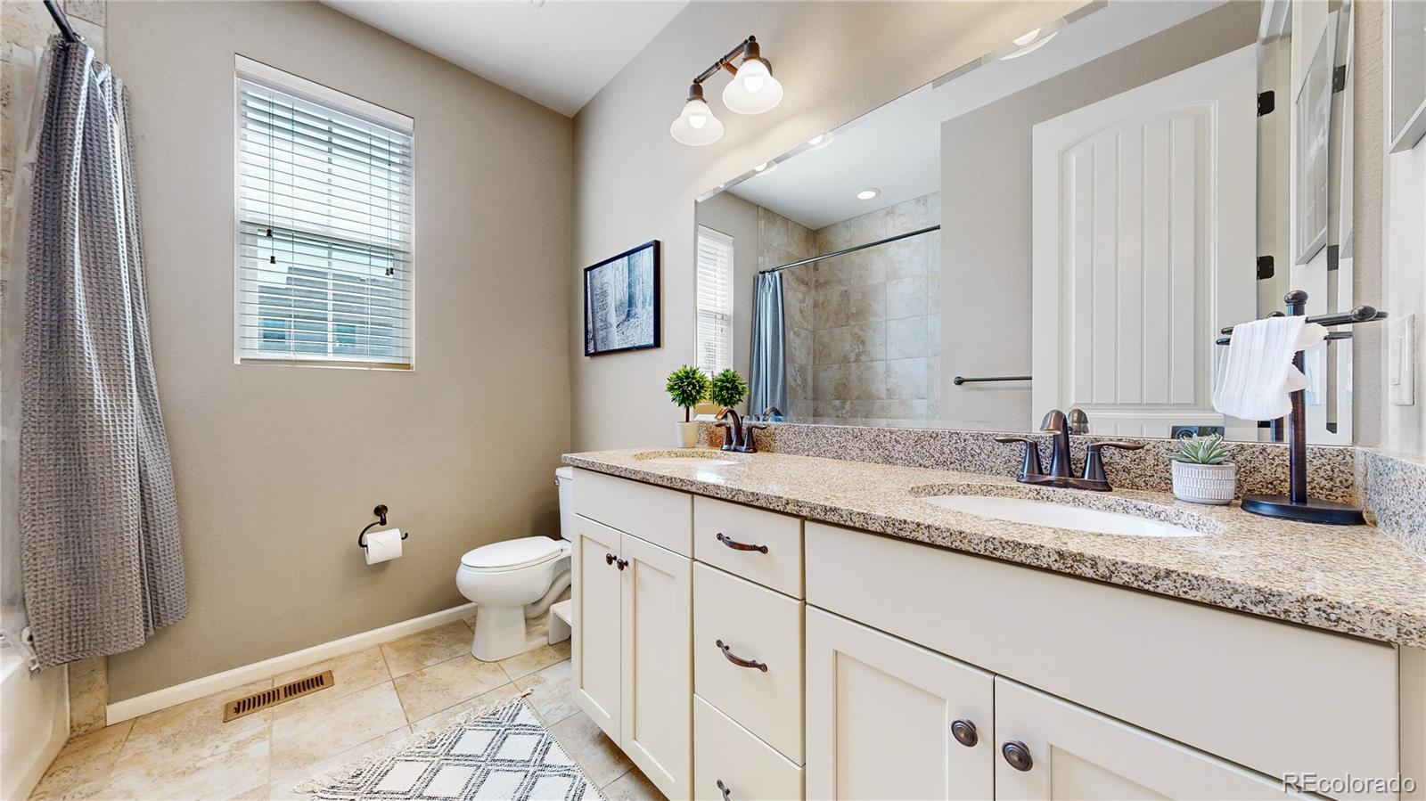 15837 Josephine Circle W