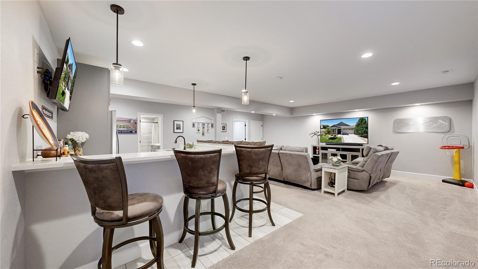 15837 Josephine Circle W