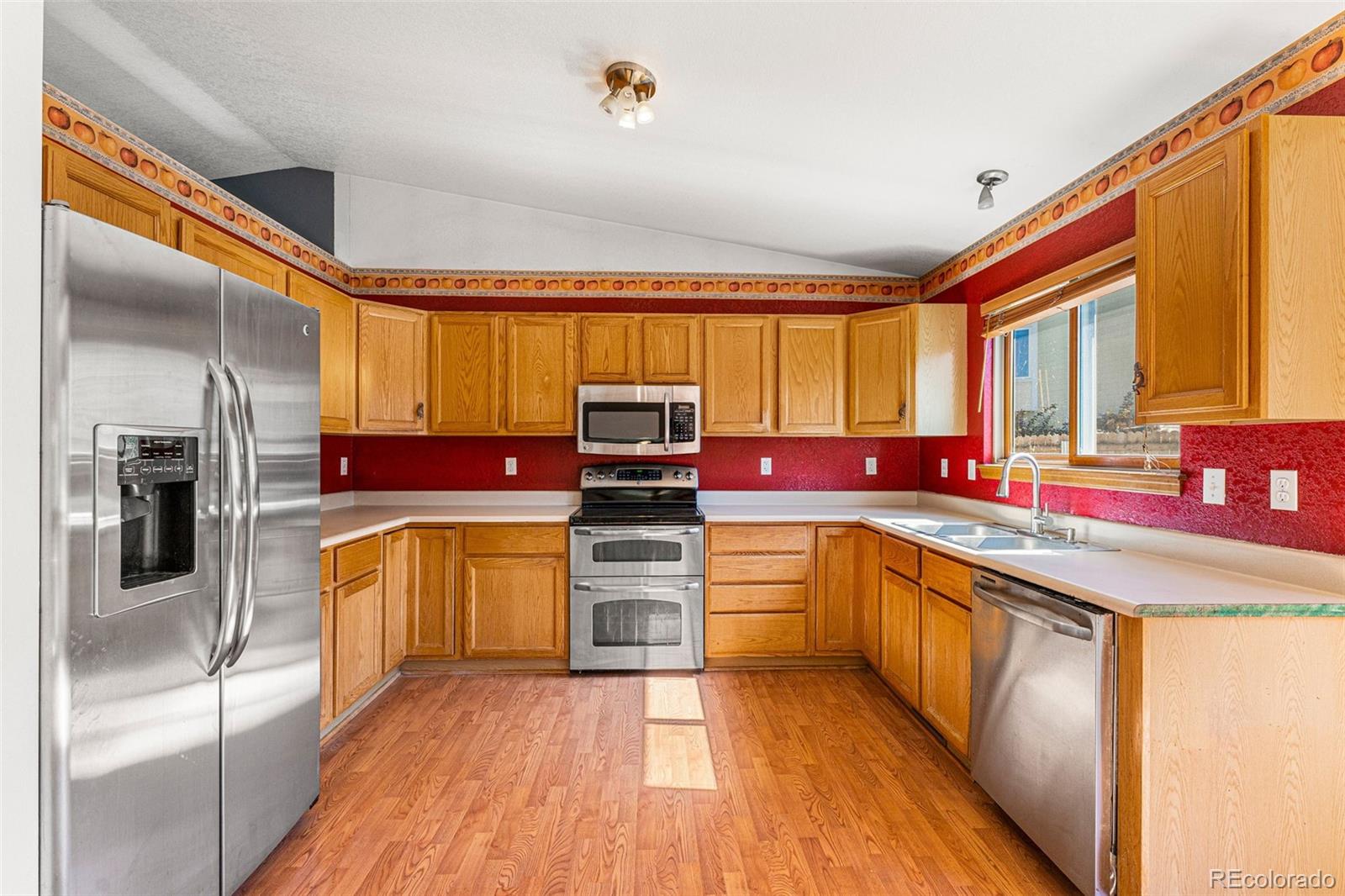 417 S Larkspur Drive