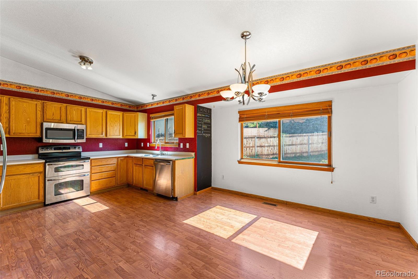 417 S Larkspur Drive