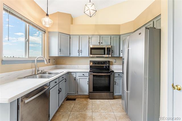 863 Homestead Drive