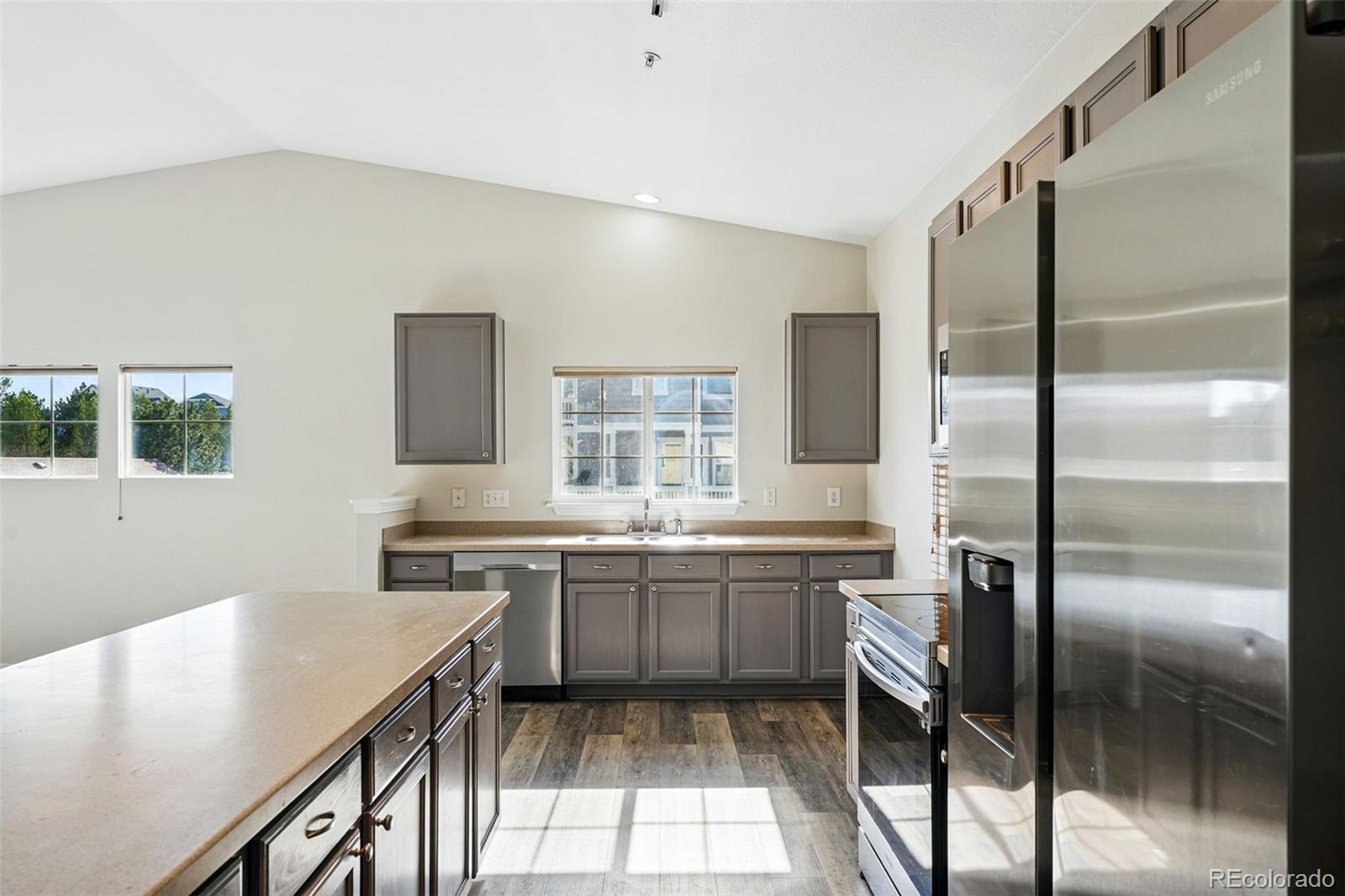 9434 Ashbury Circle Unit: 203