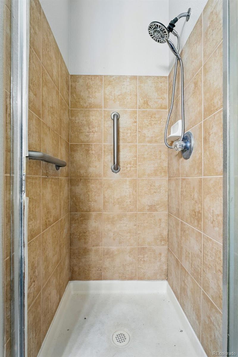 9434 Ashbury Circle Unit: 203