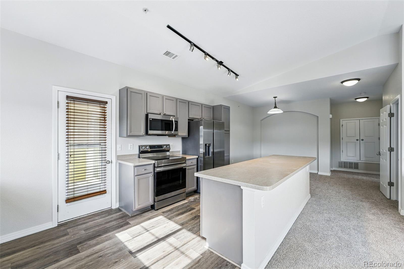 9434 Ashbury Circle Unit: 203