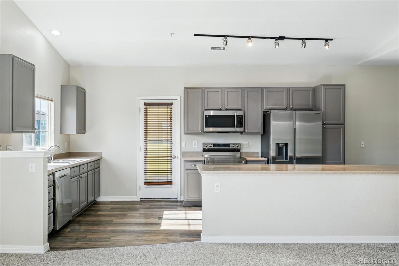 9434 Ashbury Circle Unit: 203