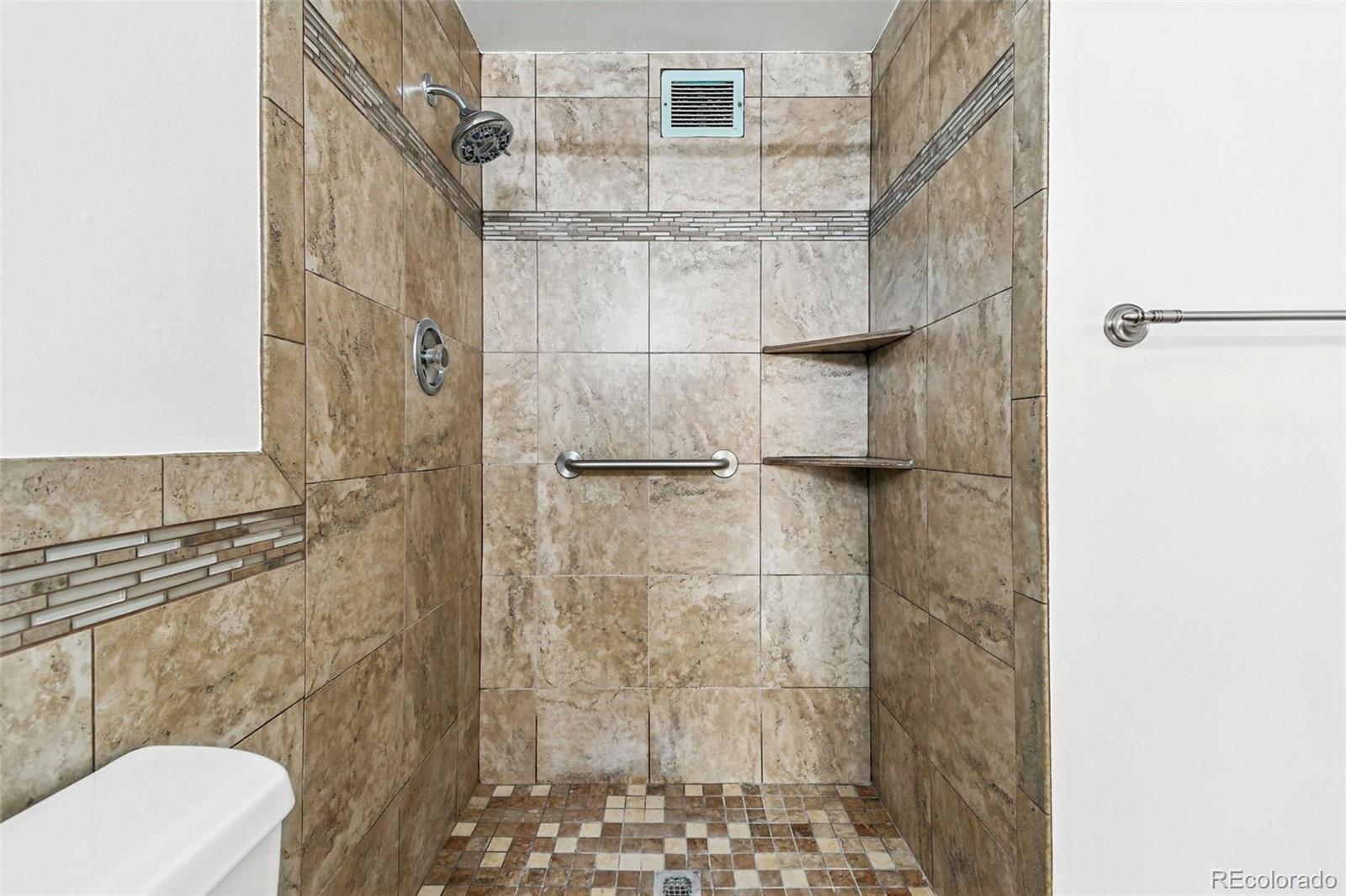 750 S Alton Way Unit: 9B