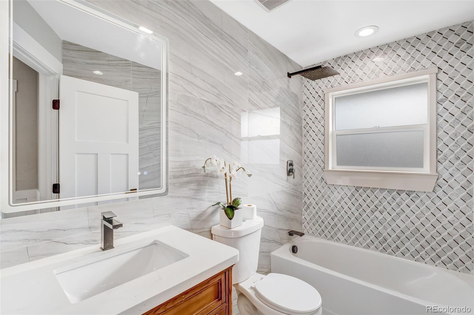 3437 N Jackson Street