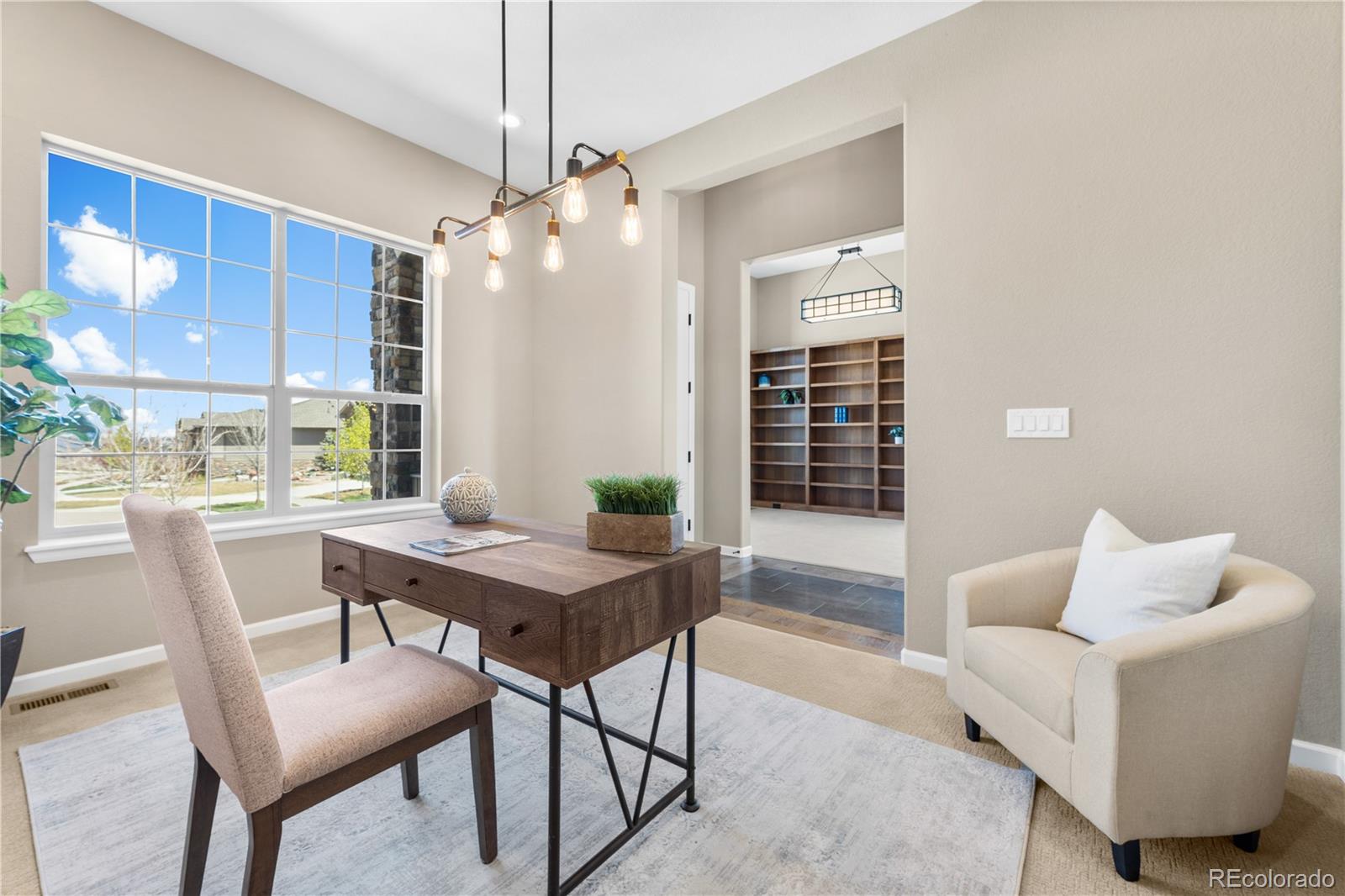 8606 S Shawnee Court