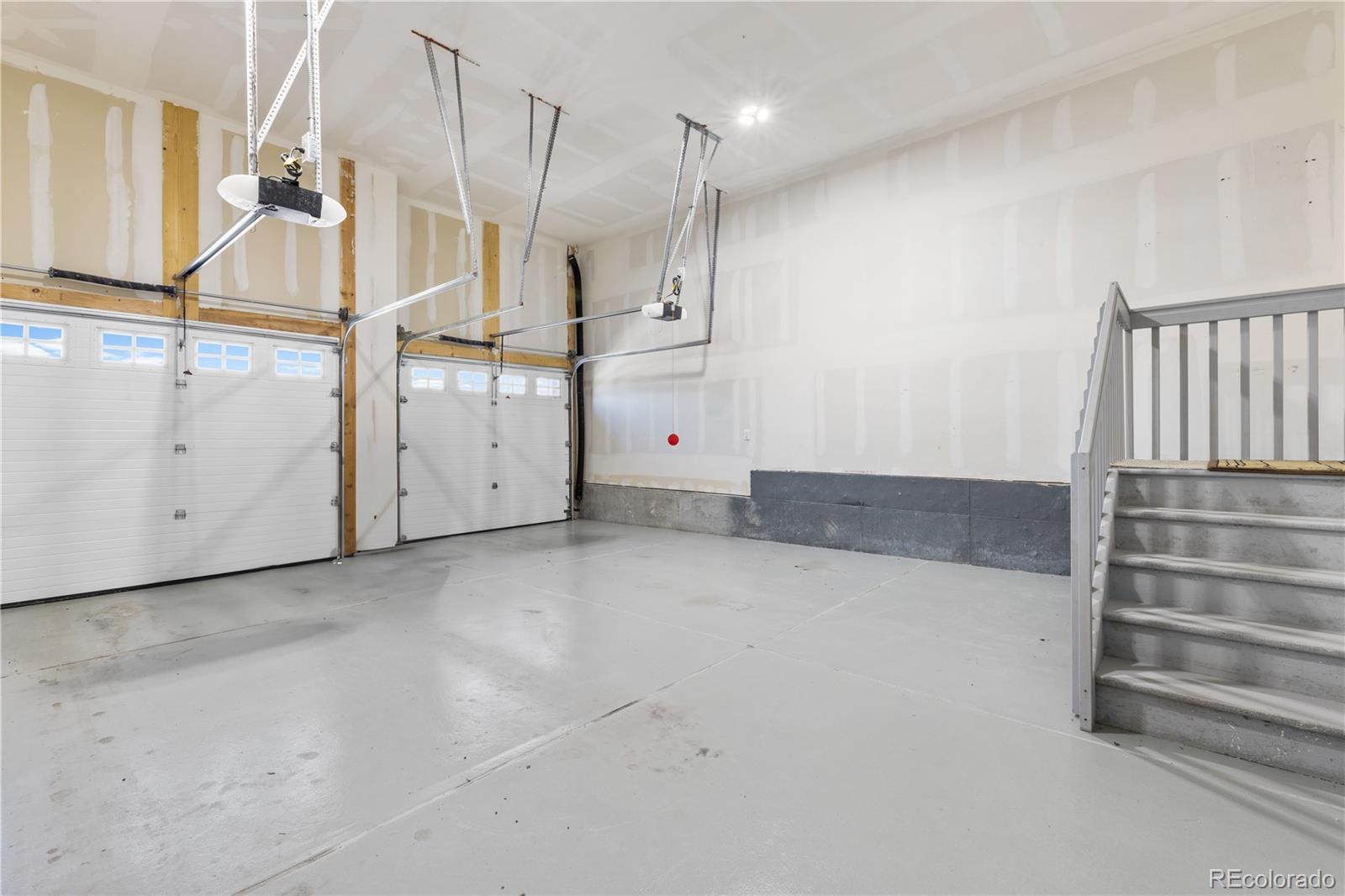 8606 S Shawnee Court