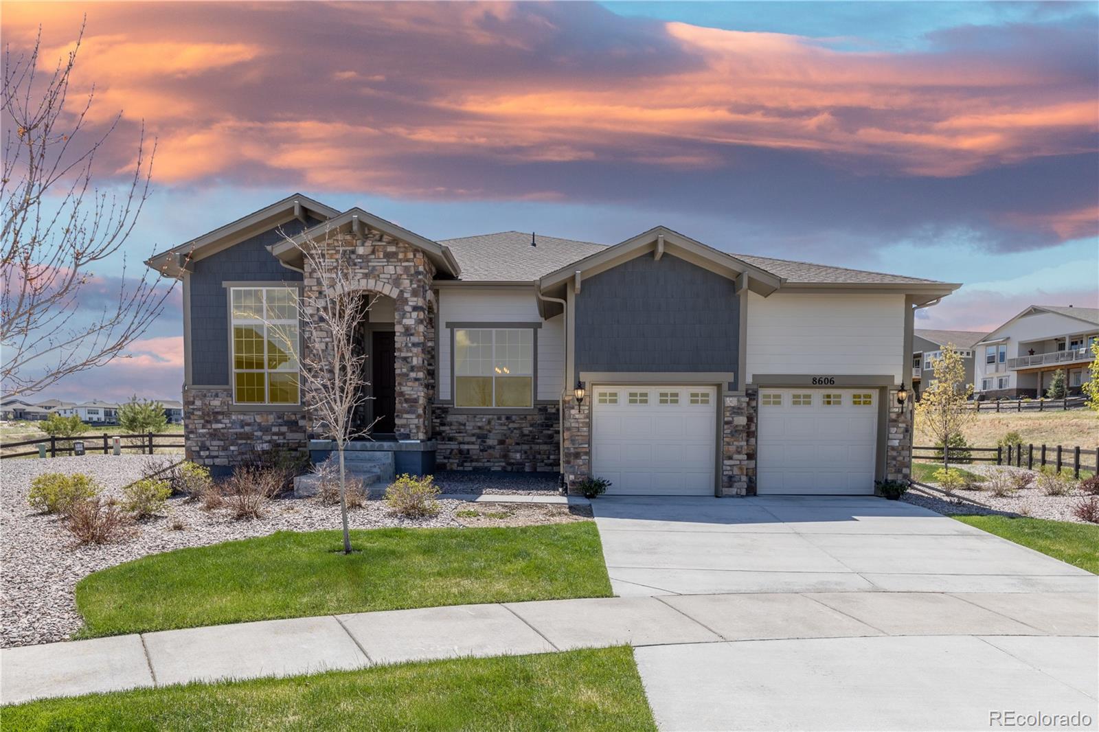 8606 S Shawnee Court