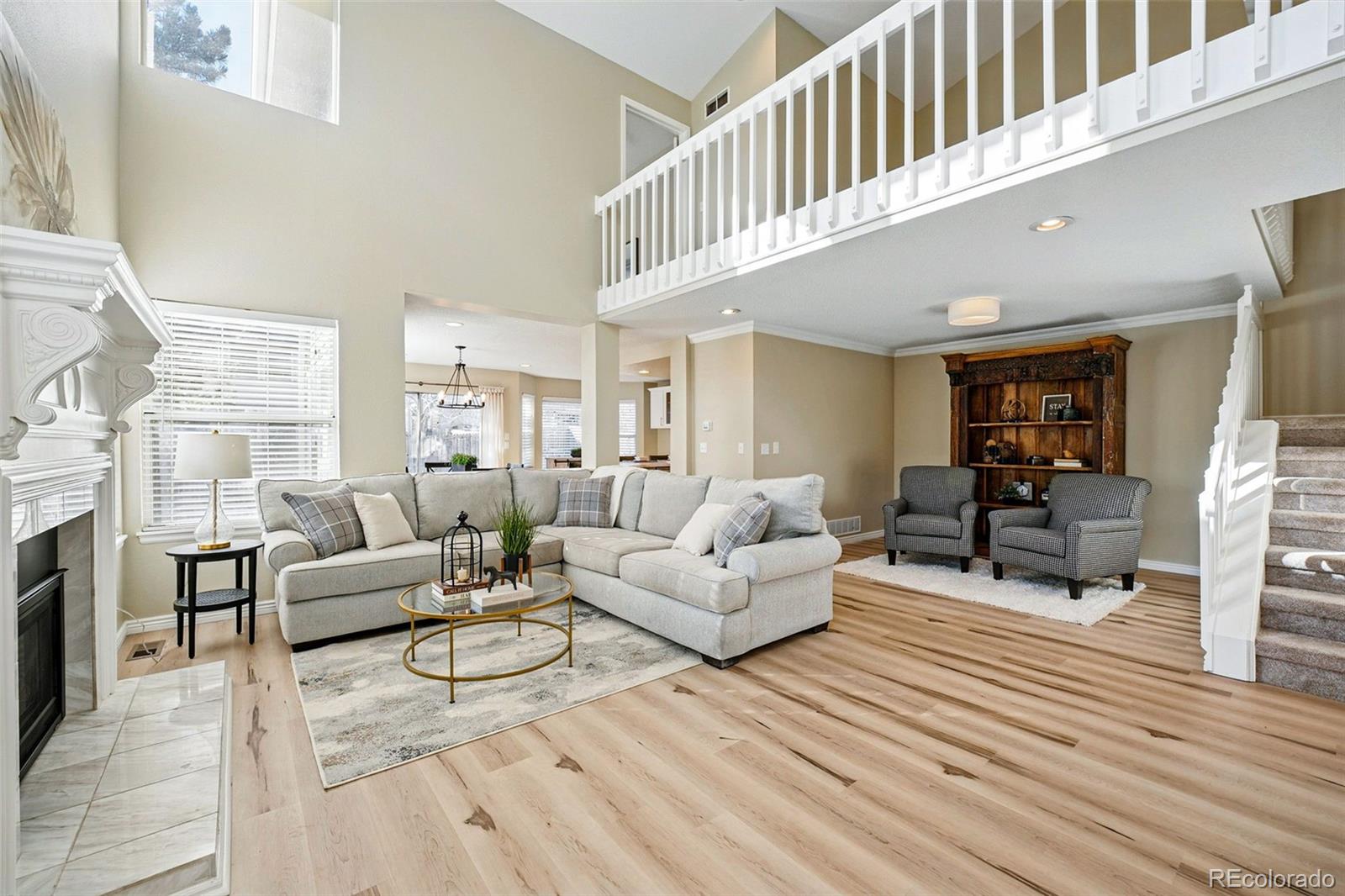 2192 E Phillips Lane