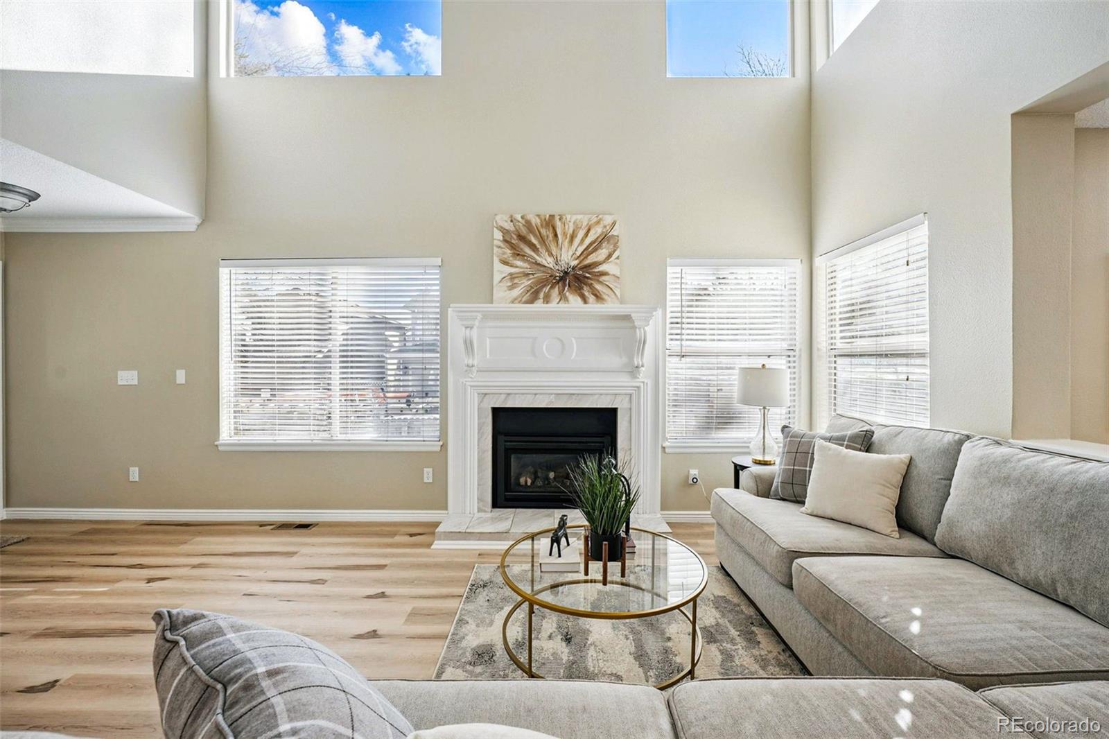 2192 E Phillips Lane