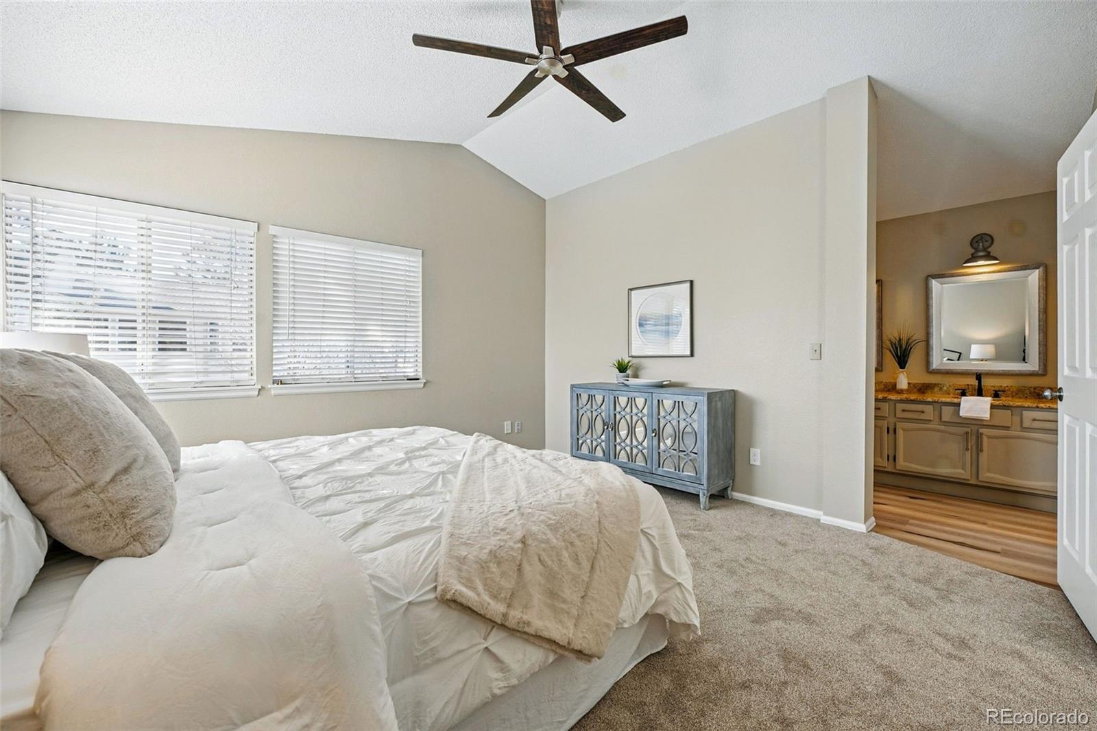 2192 E Phillips Lane