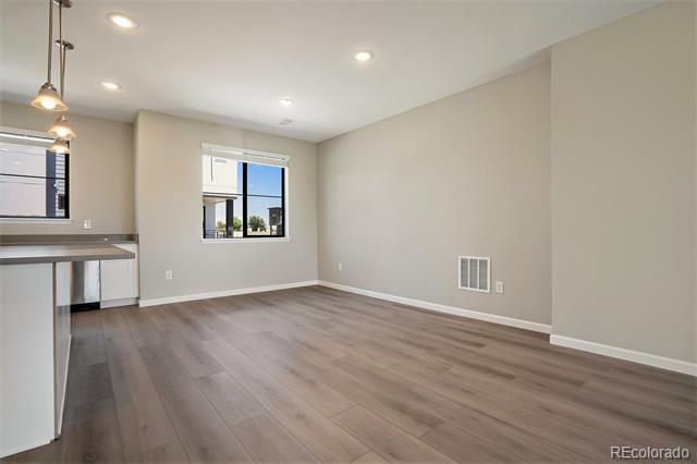 2068 S Holly Street Unit: 5