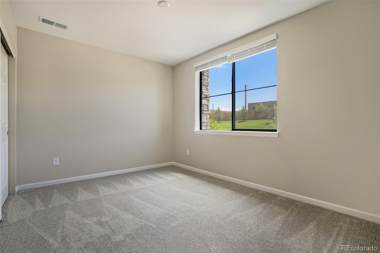 2068 S Holly Street Unit: 5