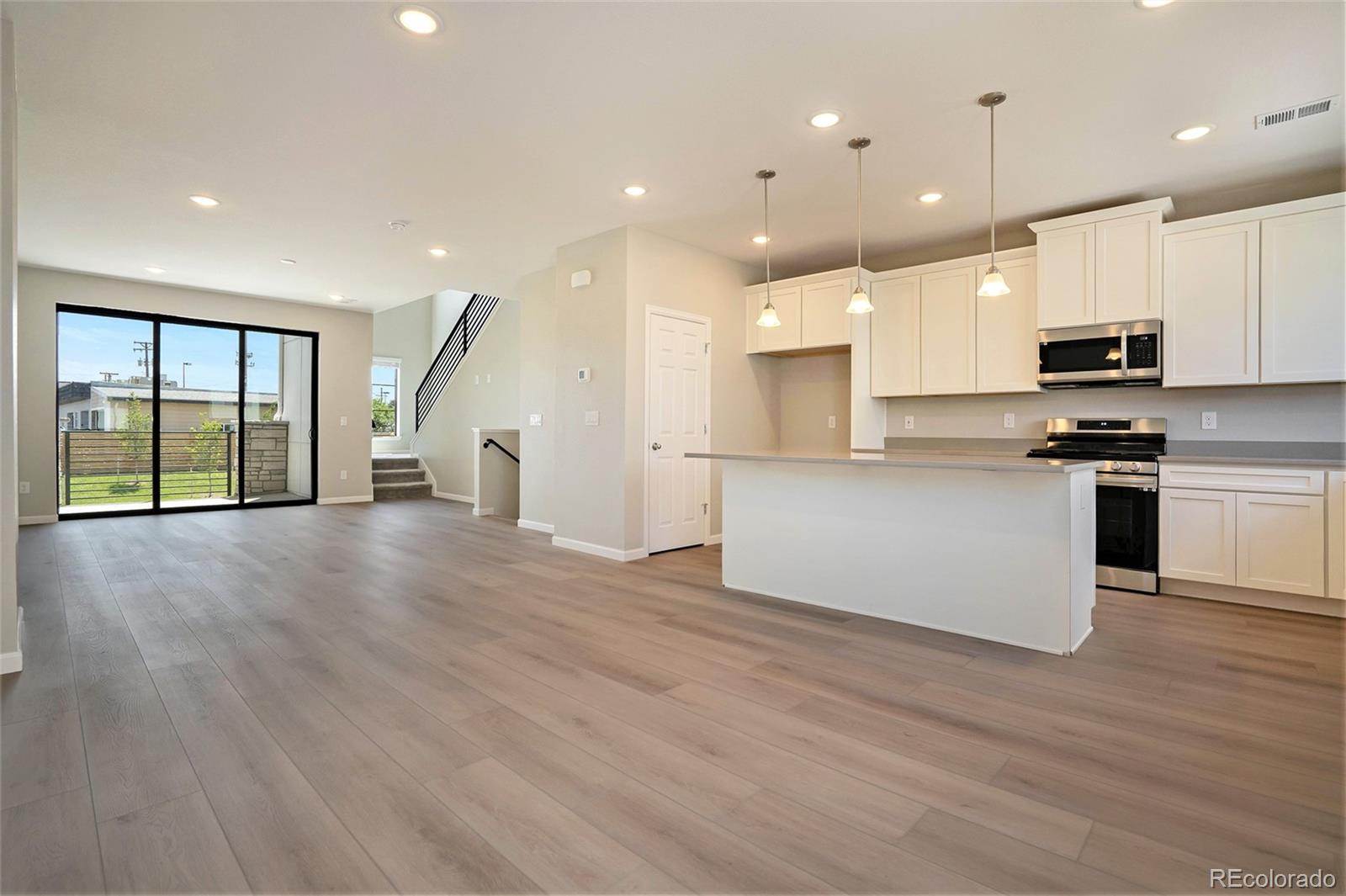 2068 S Holly Street Unit: 5