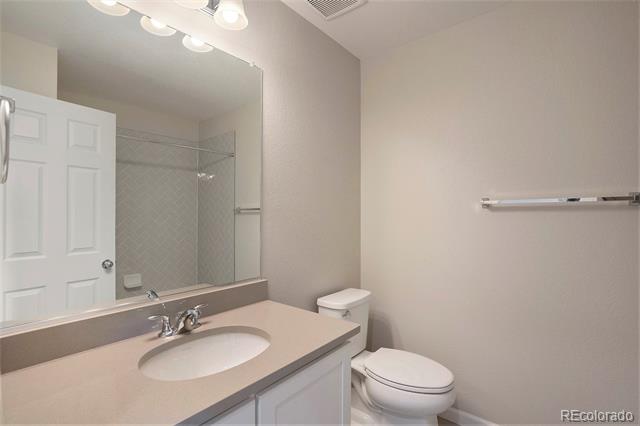 2068 S Holly Street Unit: 5
