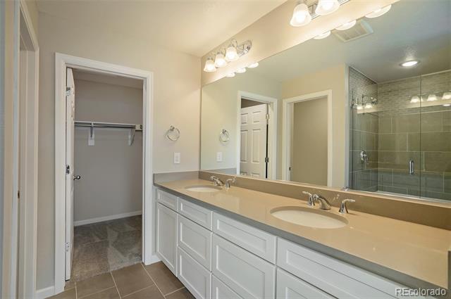 2068 S Holly Street Unit: 5