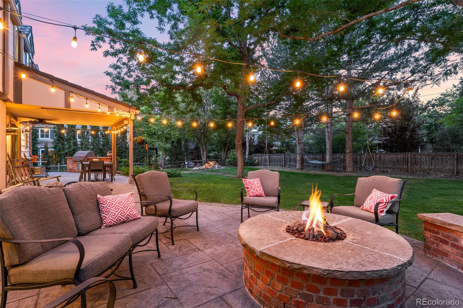 5977 S Zenobia Court