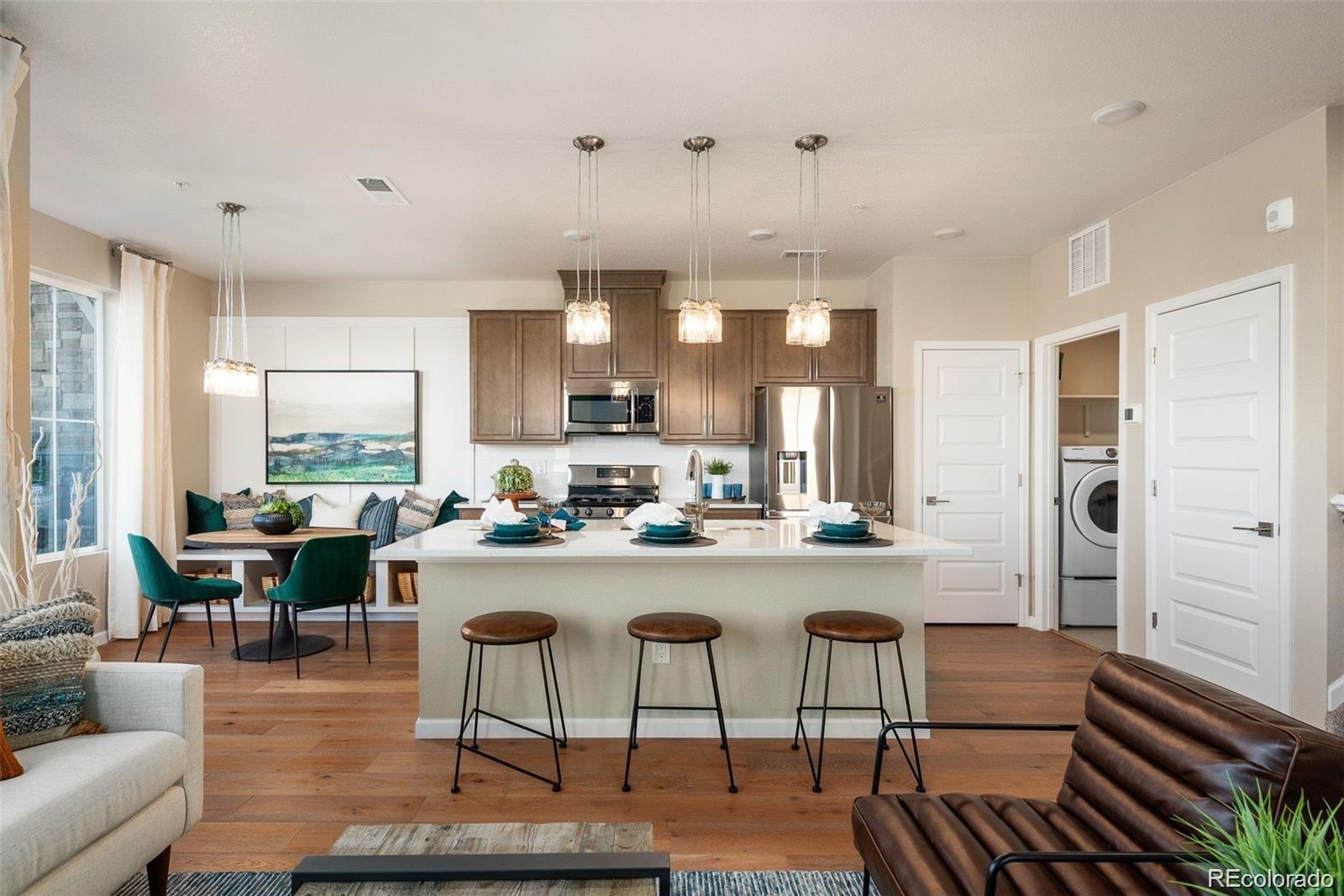 5762 S Addison Way Unit: C