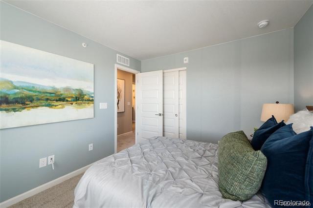 5762 S Addison Way Unit: C