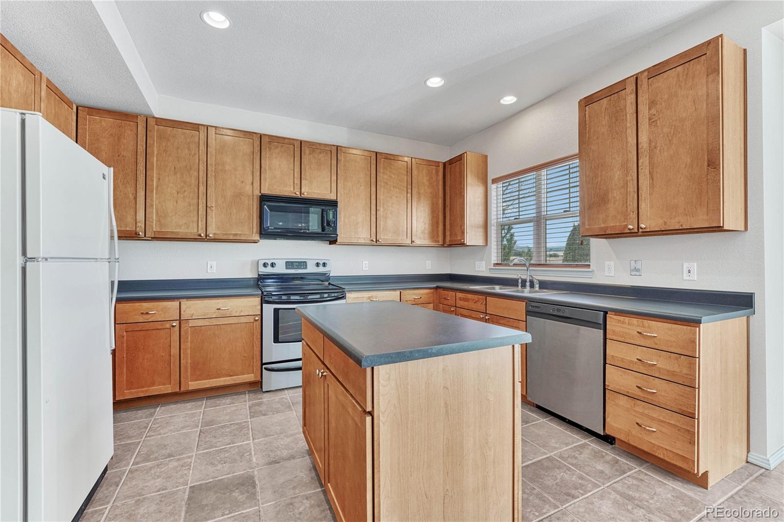 4836 Sunridge Terrace Drive