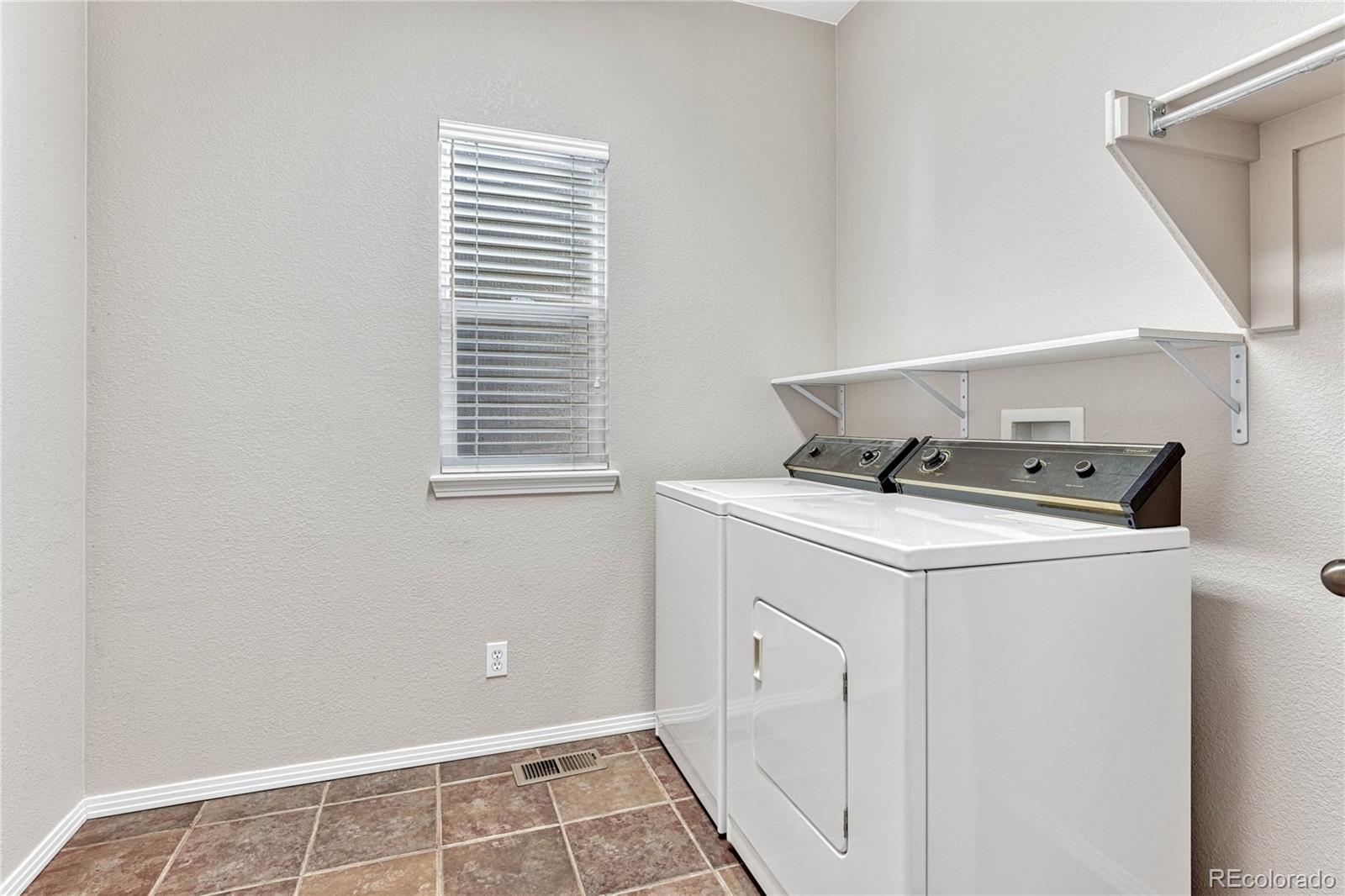 4836 Sunridge Terrace Drive