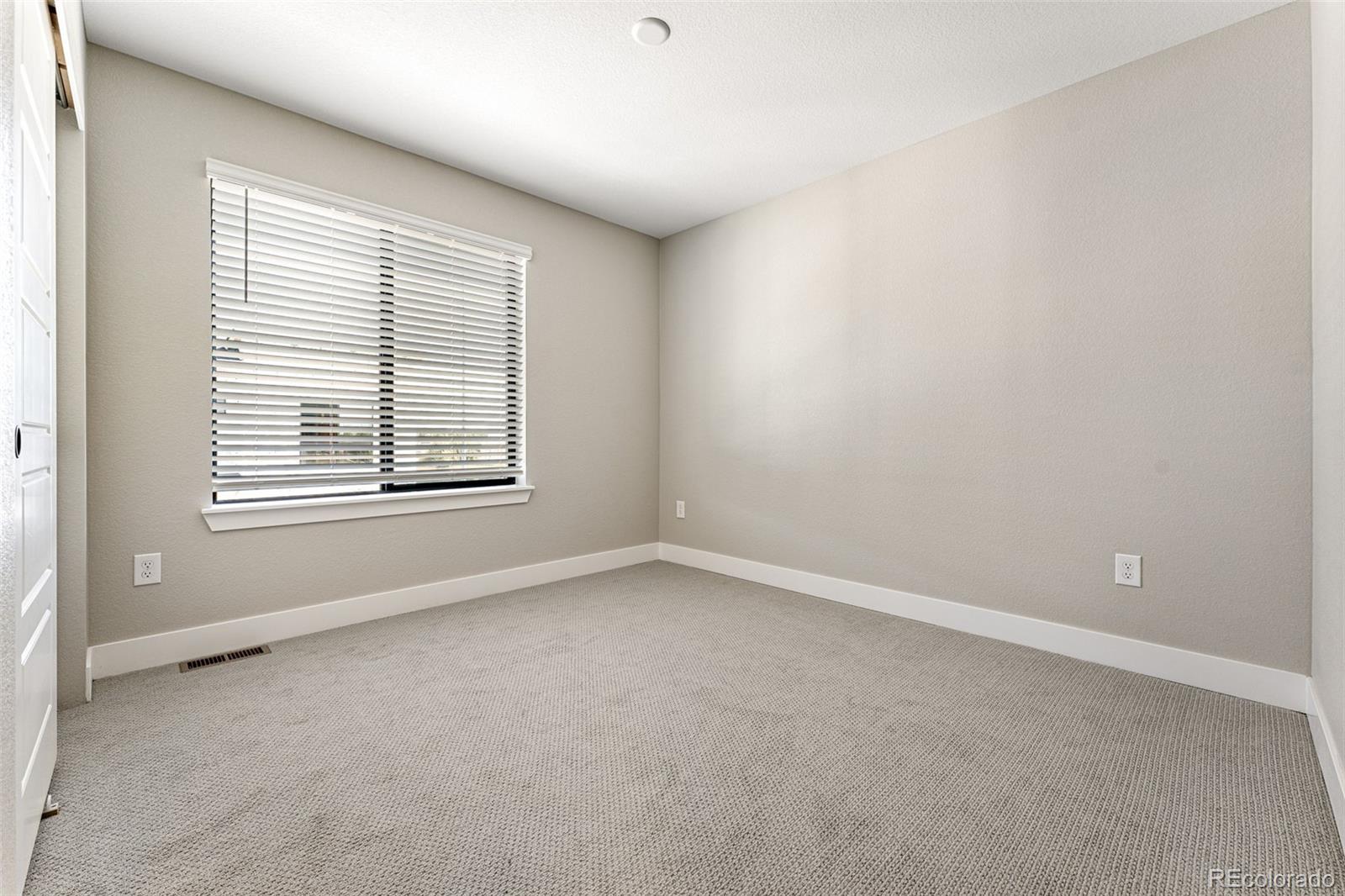 2068 S Holly Street Unit: 6