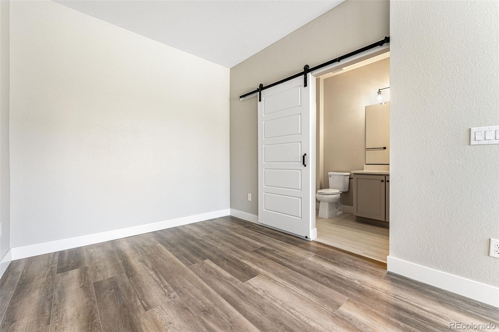 2068 S Holly Street Unit: 6