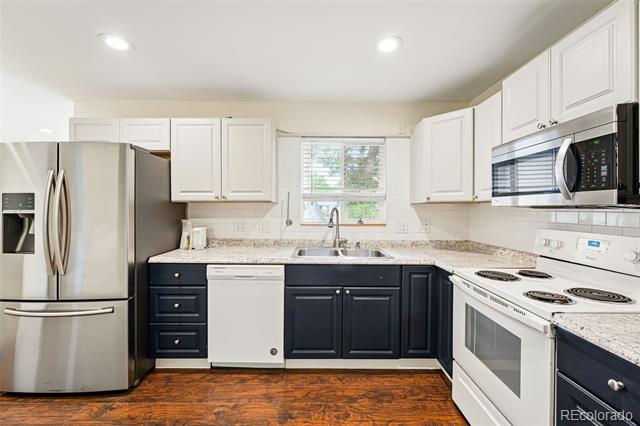 1222 De Reamer Circle