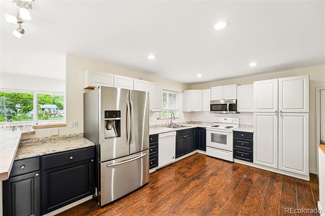 1222 De Reamer Circle