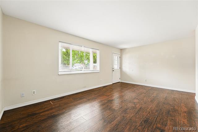 1222 De Reamer Circle