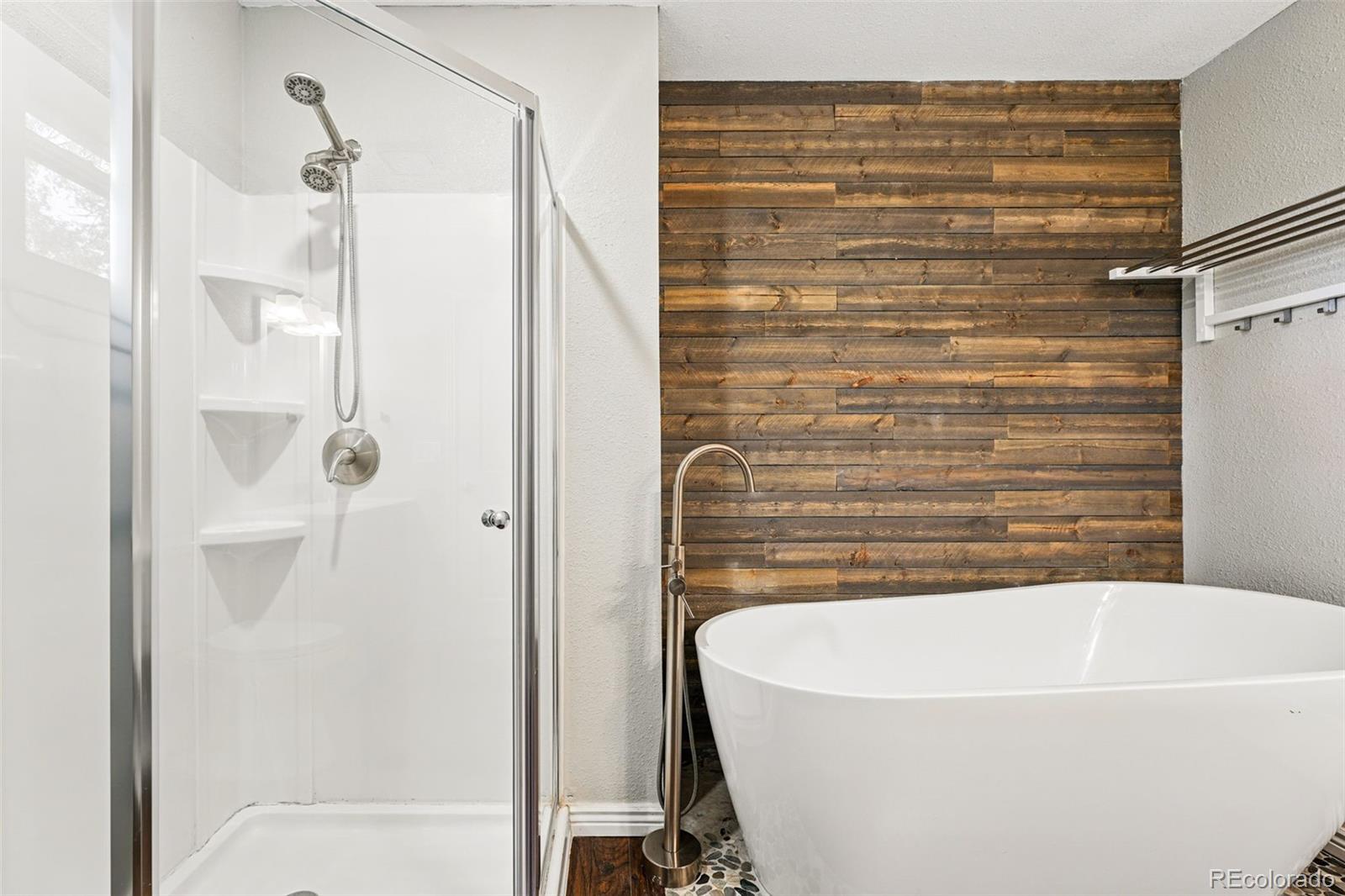 1222 De Reamer Circle