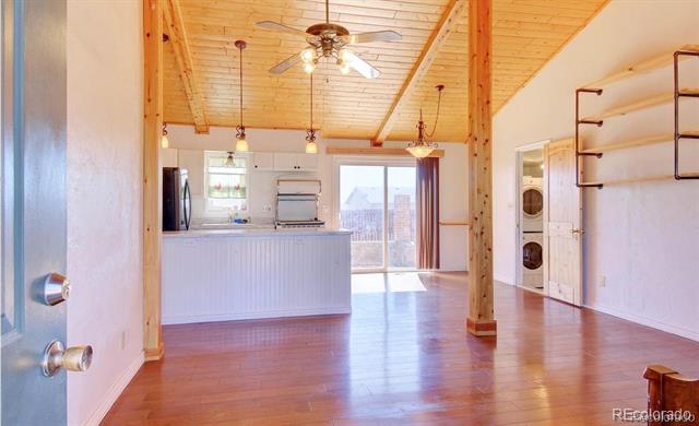 250 W Baldwyn Drive