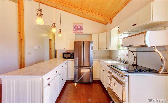 250 W Baldwyn Drive