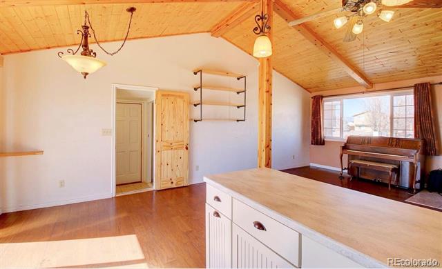 250 W Baldwyn Drive