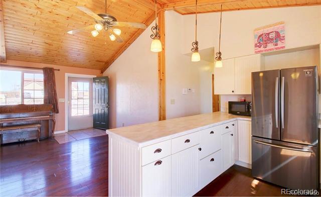 250 W Baldwyn Drive
